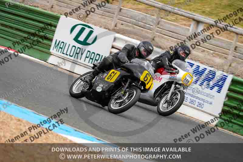 Vintage motorcycle club;eventdigitalimages;mallory park;mallory park trackday photographs;no limits trackdays;peter wileman photography;trackday digital images;trackday photos;vmcc festival 1000 bikes photographs